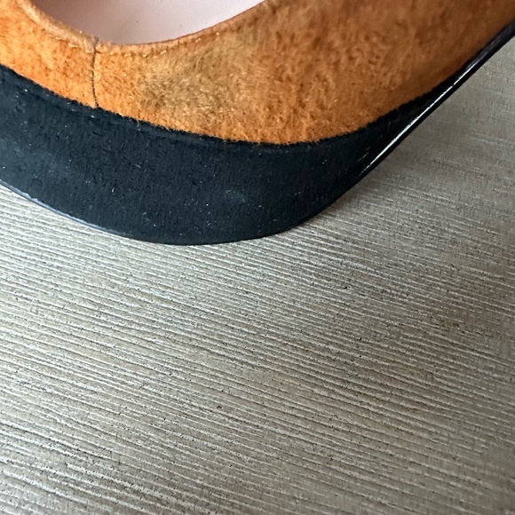 Christian Louboutin Black and Brown Heels with Gold Accents 39 - Picture 7 of 12